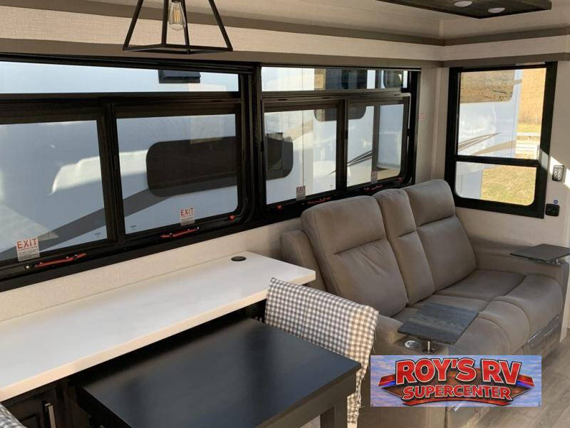 2026 Jayco Pinnacle