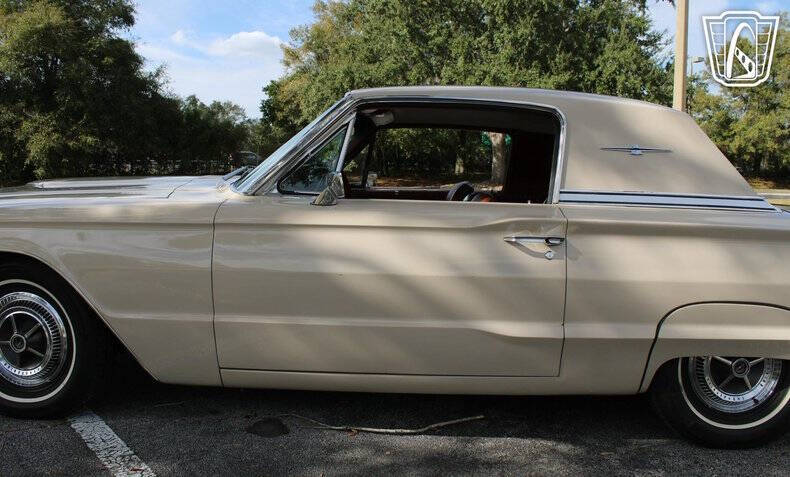 1966 Ford Thunderbird