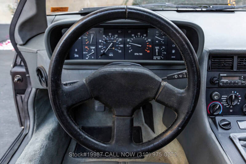 1981 DeLorean DMC-12