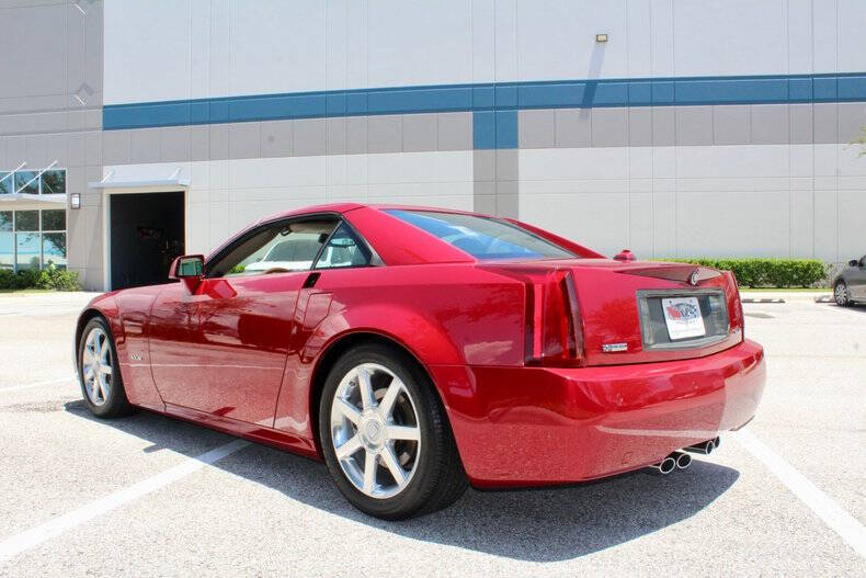 2004 Cadillac XLR