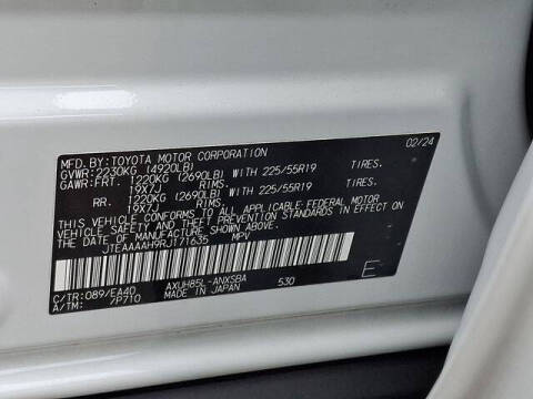 2024 Toyota Venza LE