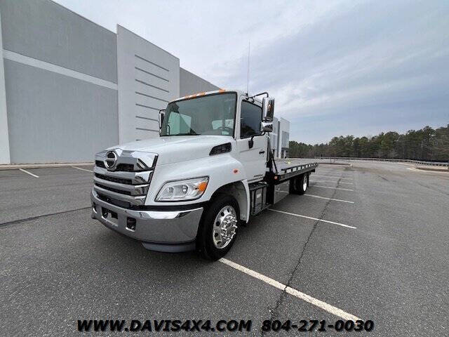 2025 Hino L6