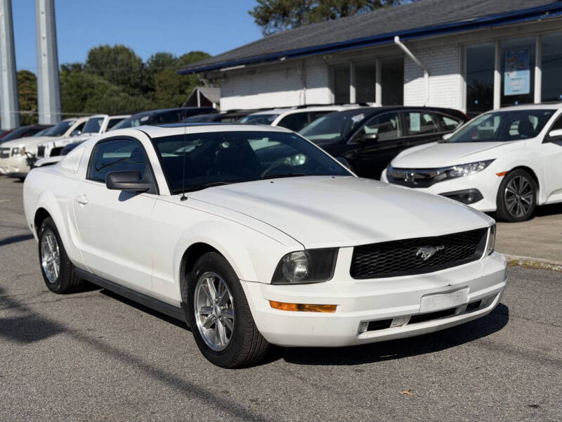 2005 Ford Mustang V6 Premium