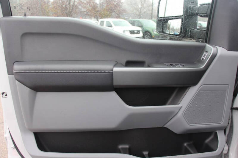 2026 Ford F-350 Super Duty XLT