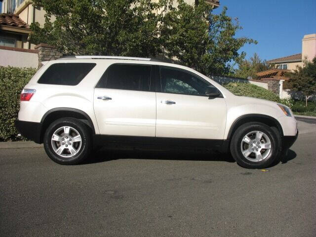 2011 GMC Acadia SLE