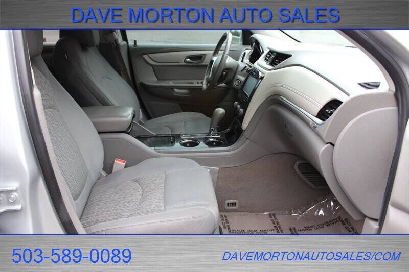 2017 Chevrolet Traverse LT