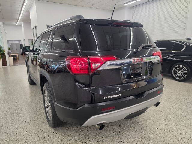 2017 GMC Acadia SLE-2