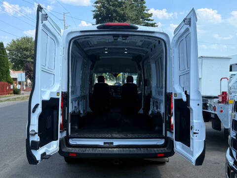 2023 Ford Transit 250