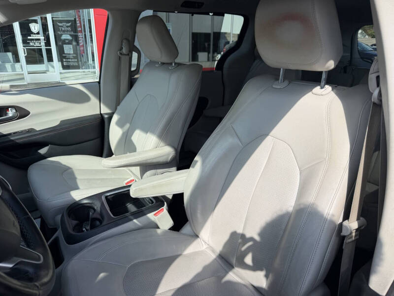 2018 Chrysler Pacifica Touring L Plus