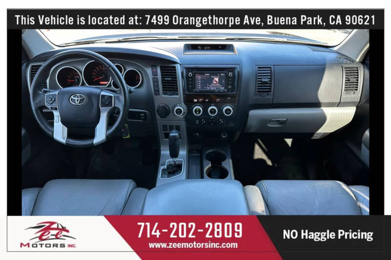 2016 Toyota Sequoia SR5