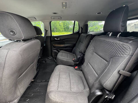 2017 GMC Acadia SLE-2