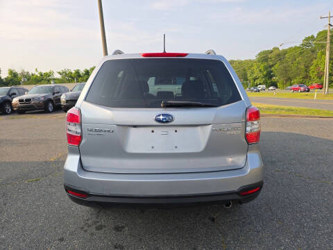 2015 Subaru Forester 2.5i