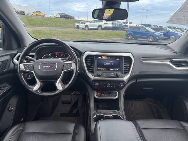 2021 GMC Acadia SLT