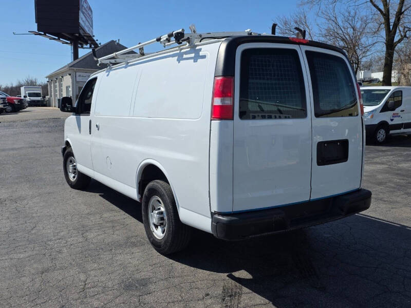 2017 Chevrolet Express 2500