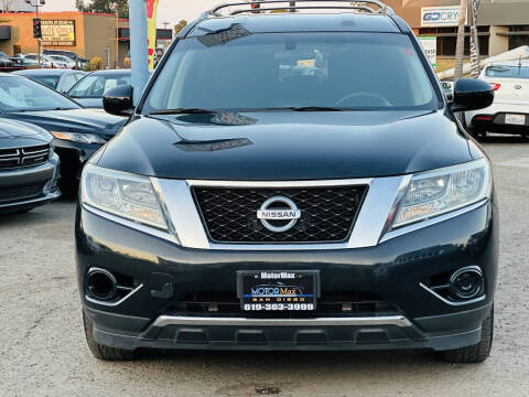 2016 Nissan Pathfinder S