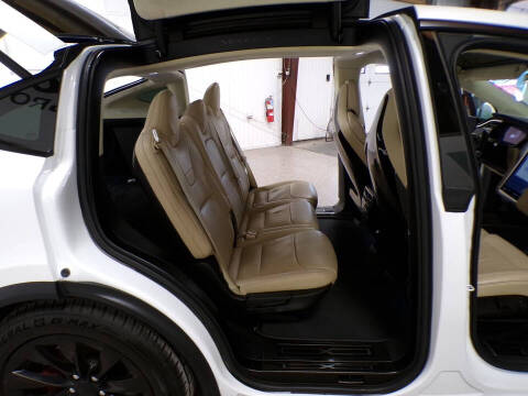 2016 Tesla Model X 90D