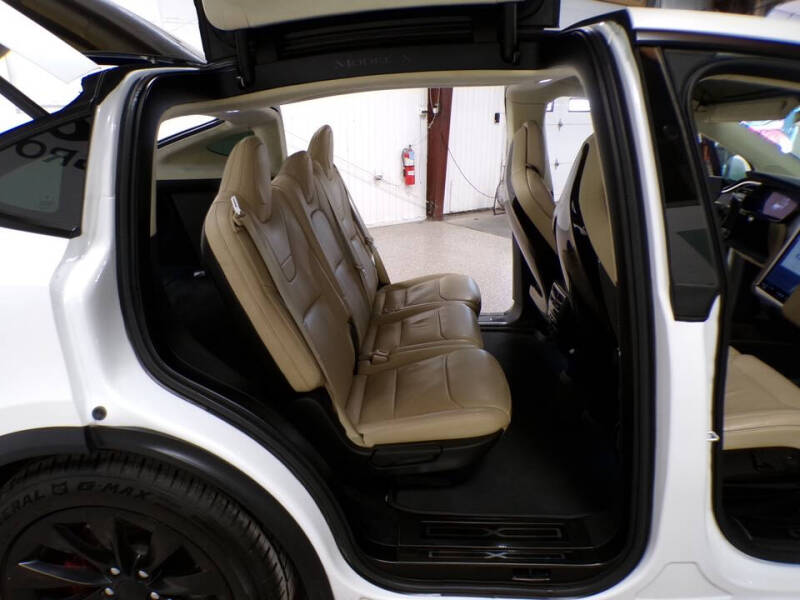 2016 Tesla Model X 90D