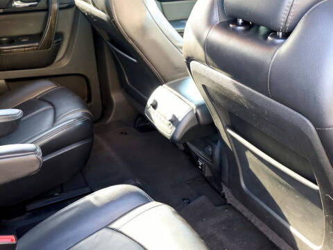 2016 GMC Acadia SLT-1