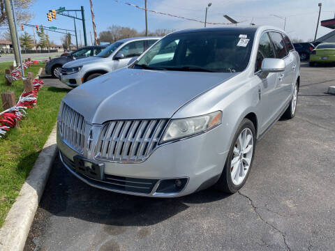 2010 Lincoln MKT for sale at Right Place Auto Sales in Indianapolis IN