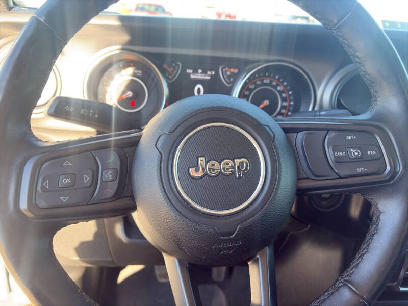 2022 Jeep Gladiator Sport