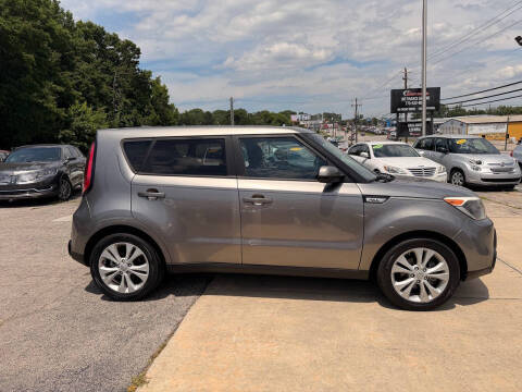 2016 Kia Soul +