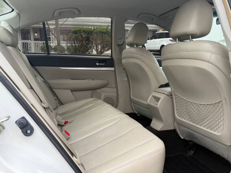 2014 Subaru Legacy 2.5i