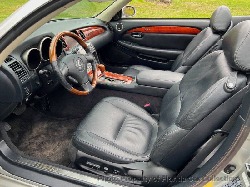 2002 Lexus SC 430