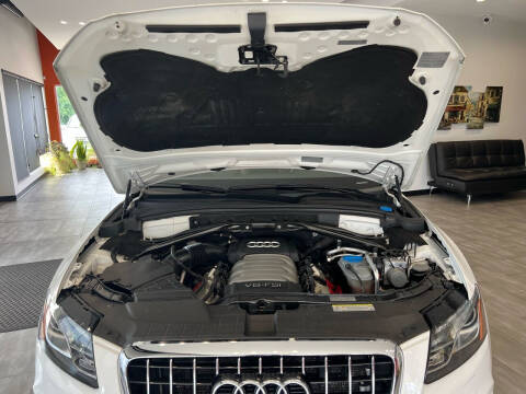 2011 Audi Q5 3.2 quattro Premium Plus