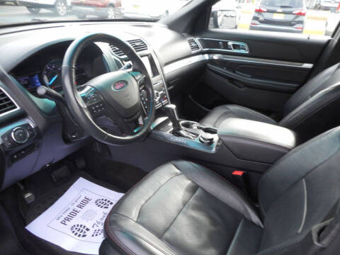 2017 Ford Explorer Sport