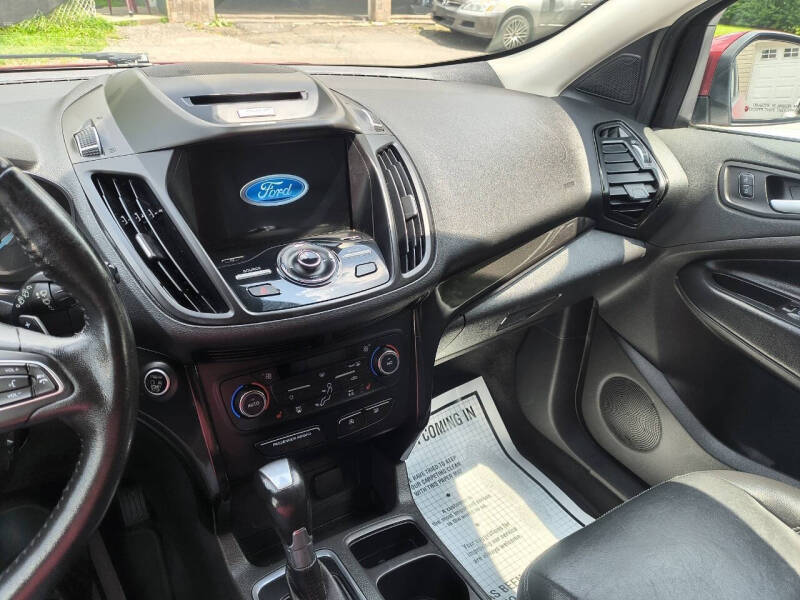 2017 Ford Escape Titanium