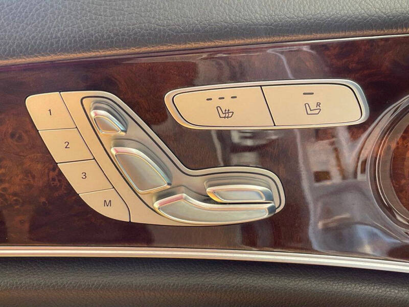 2017 Mercedes-Benz E-Class E 300 4MATIC