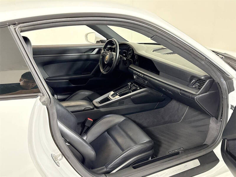 2020 Porsche 911 Carrera S