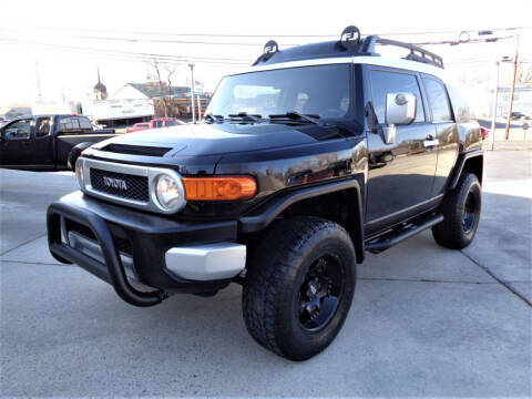 2007 Toyota FJ Cruiser for sale at Ingram Motor Sales in Crossville TN