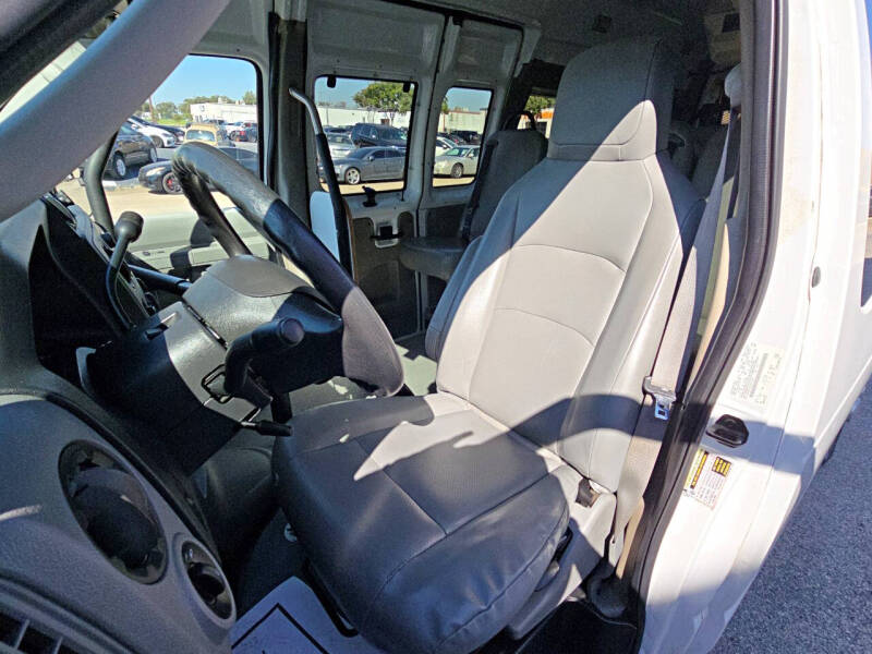 2013 Ford E-Series E-350 SD