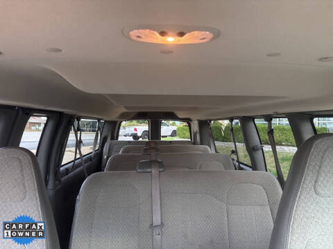 2022 Chevrolet Express LS 3500