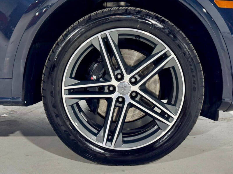 2020 Audi SQ5 3.0T quattro Premium Plus