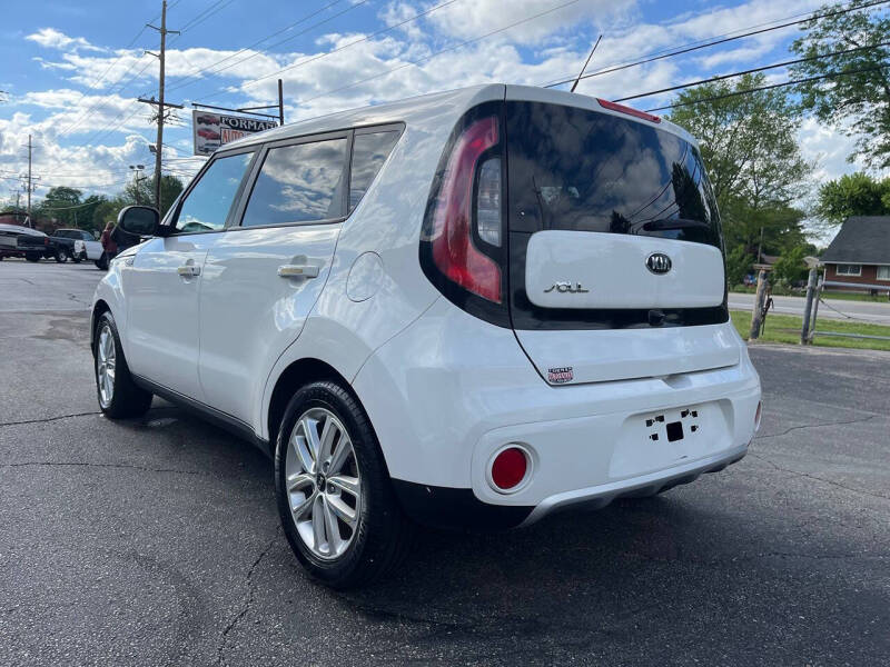 2018 Kia Soul +