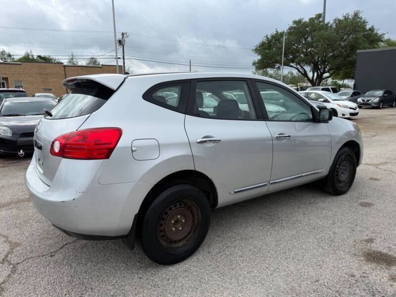2011 Nissan Rogue S