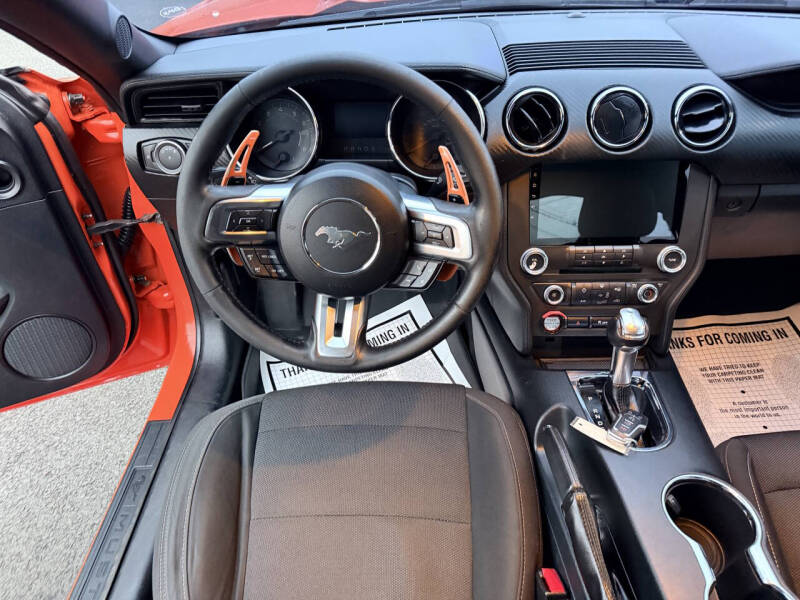 2016 Ford Mustang V6