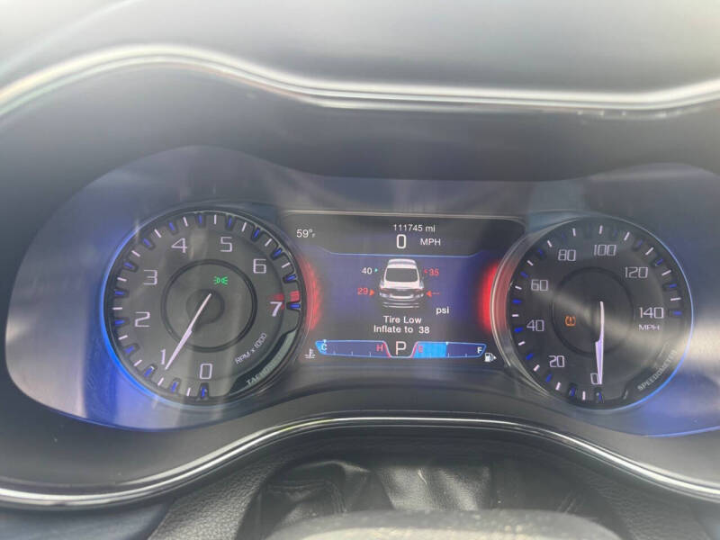 2016 Chrysler 200 S