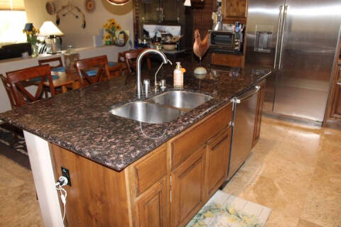 1985 custom home 3600 ft
