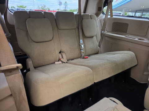 2015 Dodge Grand Caravan American Value Package