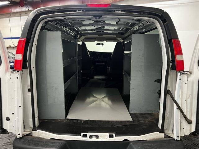 2017 Chevrolet Express 2500