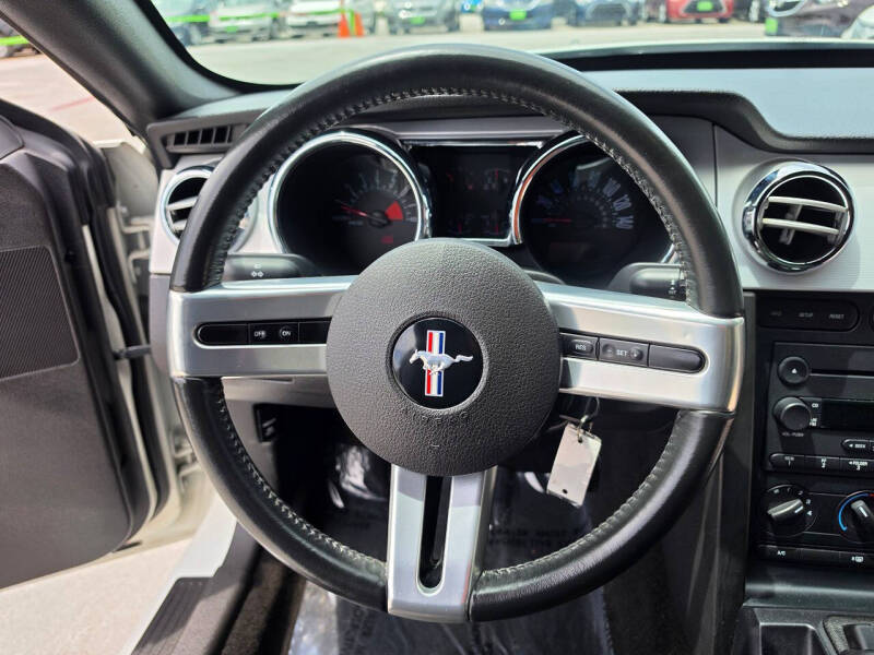 2007 Ford Mustang GT Deluxe