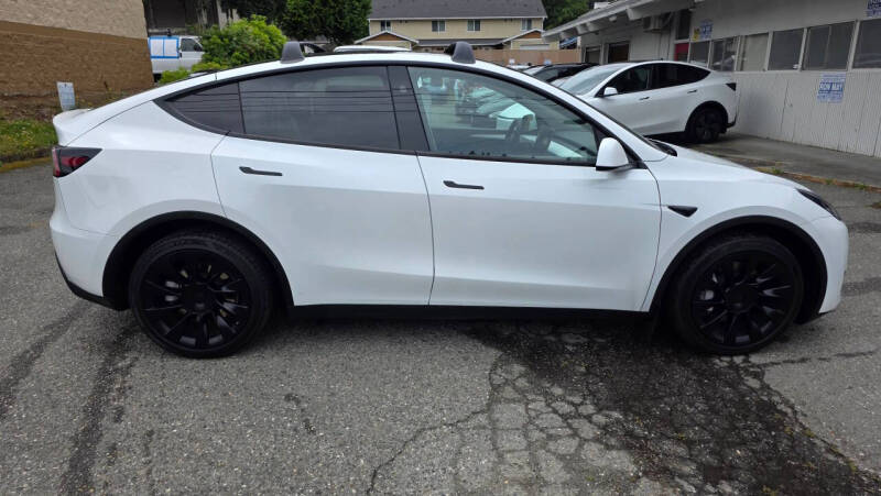 2024 Tesla Model Y Long Range