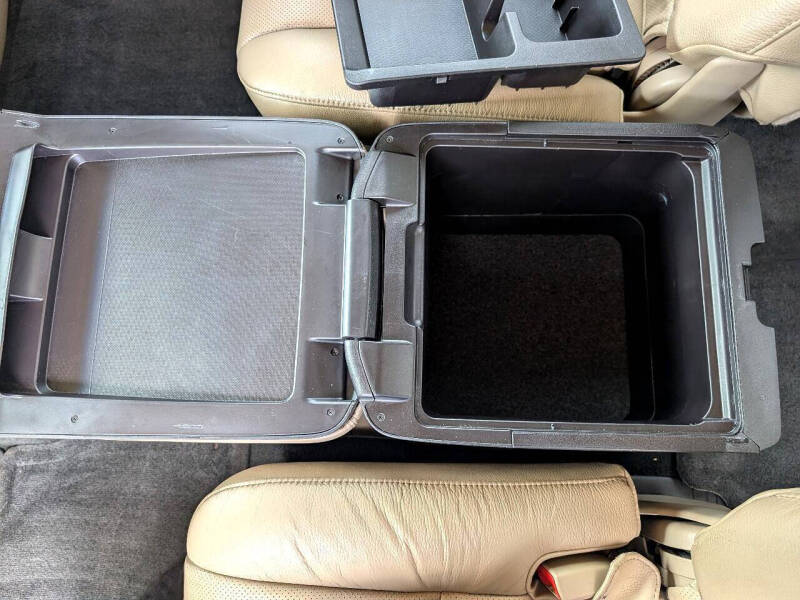 2016 Toyota Sequoia Platinum