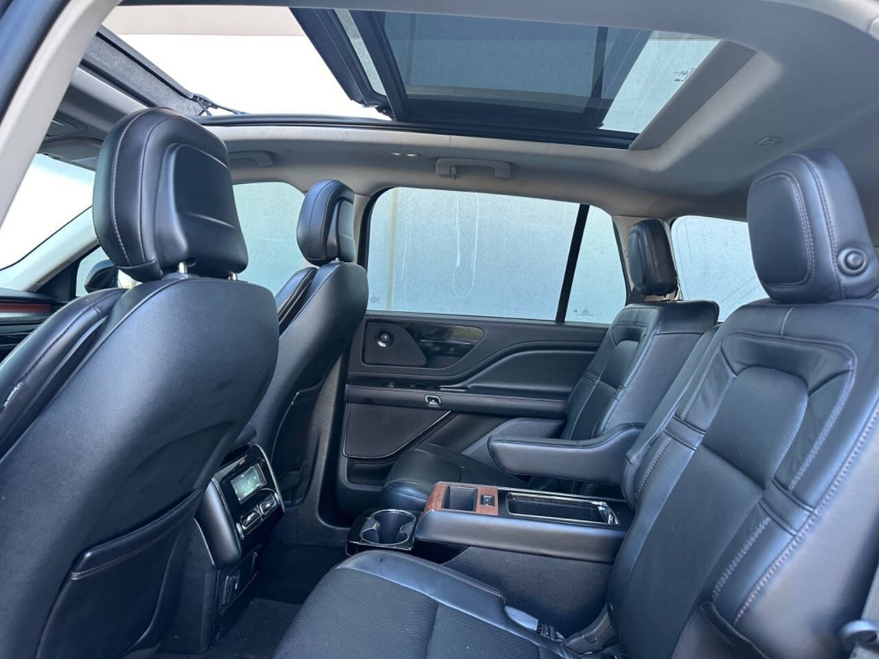 2020 Lincoln Aviator for sale at Phoenix Motor Co in Romulus, MI