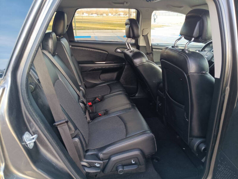 2018 Dodge Journey Crossroad