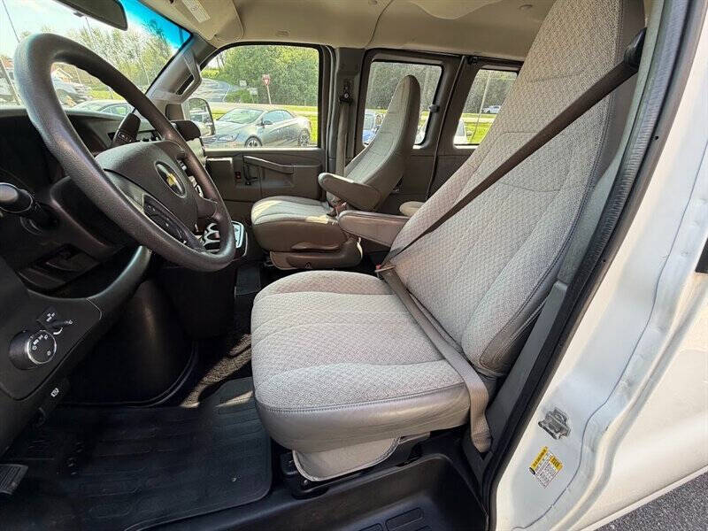 2018 Chevrolet Express LT 2500