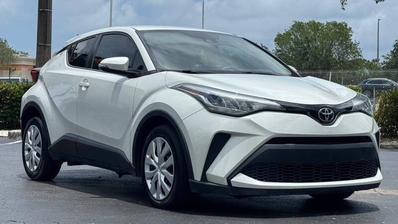 2021 Toyota C-HR LE